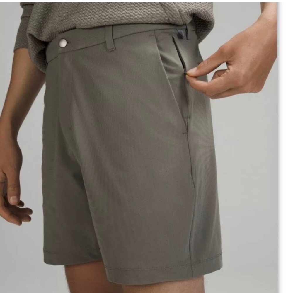Lululemon | Men’s Comission Shorts 7 inch, 34 waist Gray